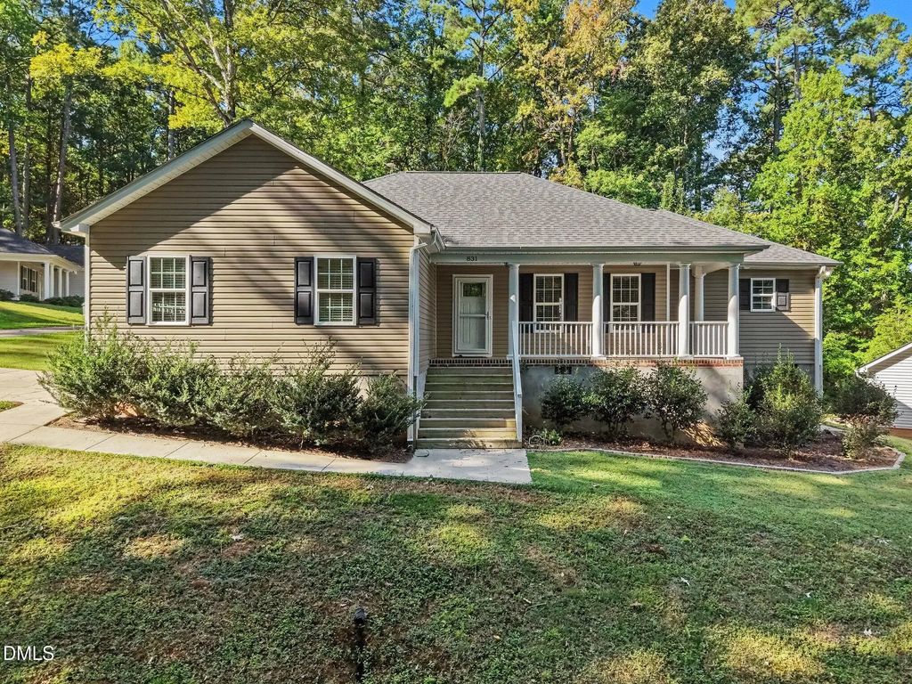 831 Eagles Nest Drive, Sanford