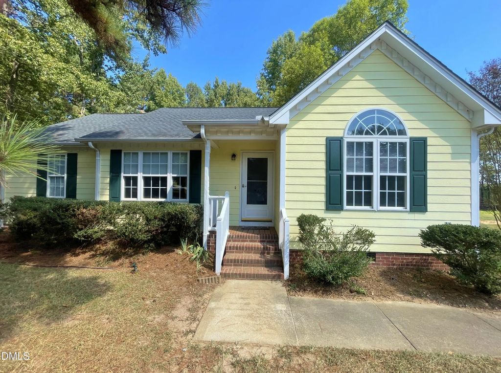 2104 Colorwood Court, Fuquay Varina