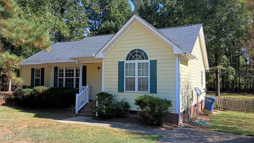 2104 Colorwood Court, Fuquay Varina
