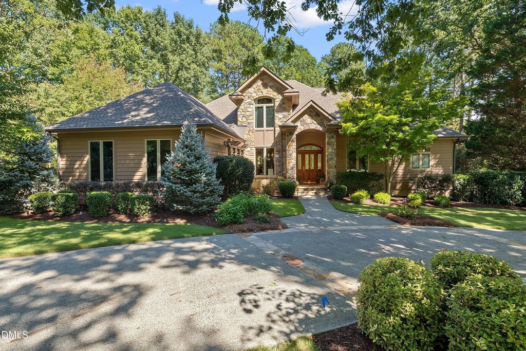 4604 White Chapel Way, Raleigh
