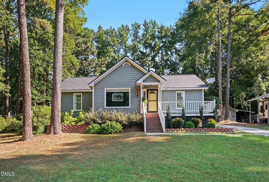 115 Cherry Court, Clayton