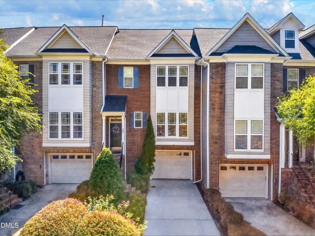 108 Primrose Lane, Carrboro