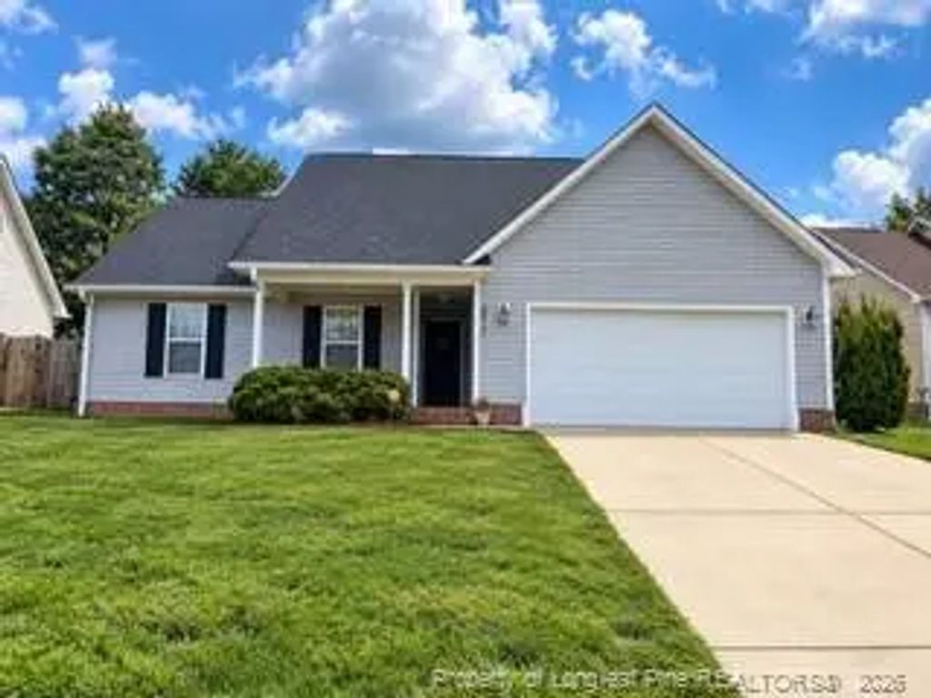 2617 Gressit Point, Fayetteville