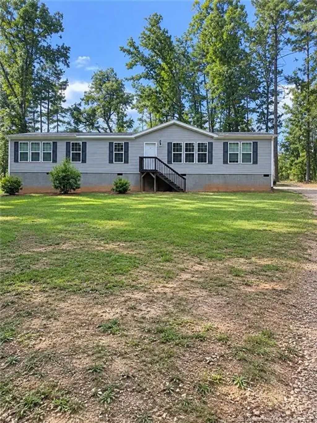 35 Bass Acres Drive, Weaverville