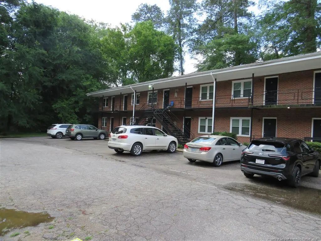210-18 Colonial Drive, Fayetteville