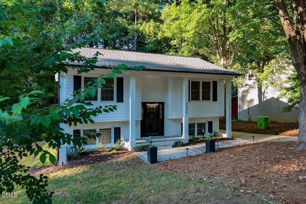 7645 Summerglen Drive, Raleigh