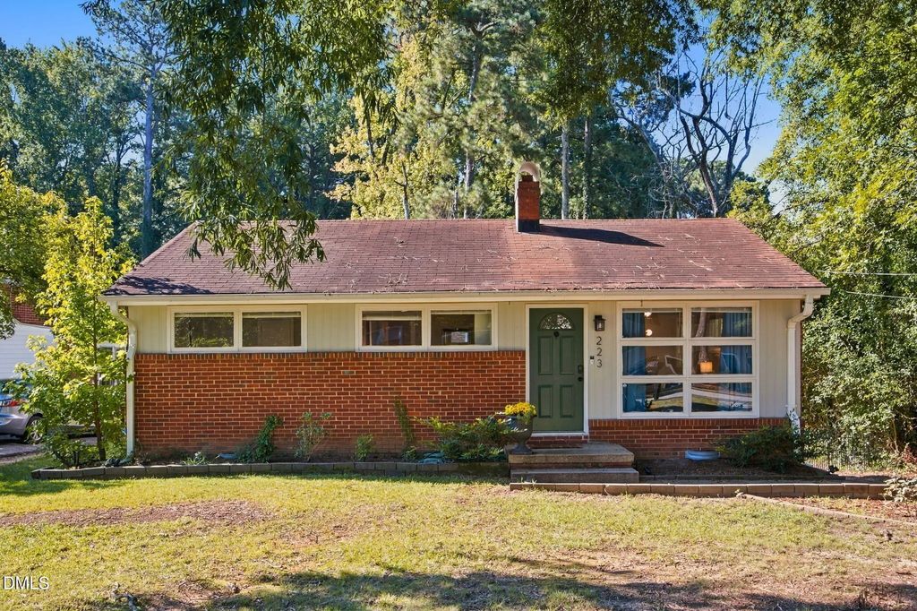 223 Adams Street, Cary