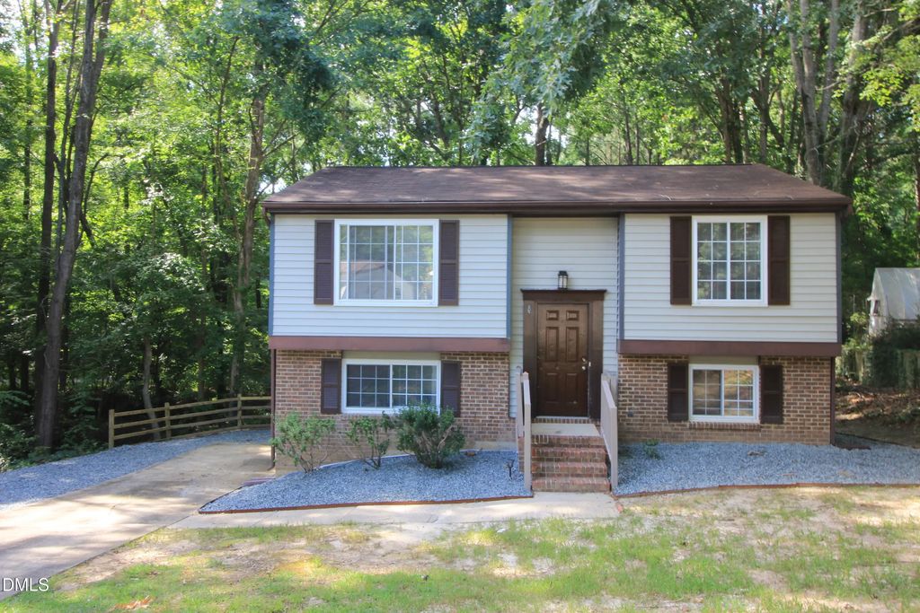 408 Drolmond Drive, Raleigh