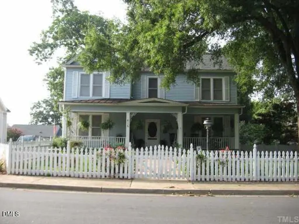 616 E Pine Street E, Lincolnton