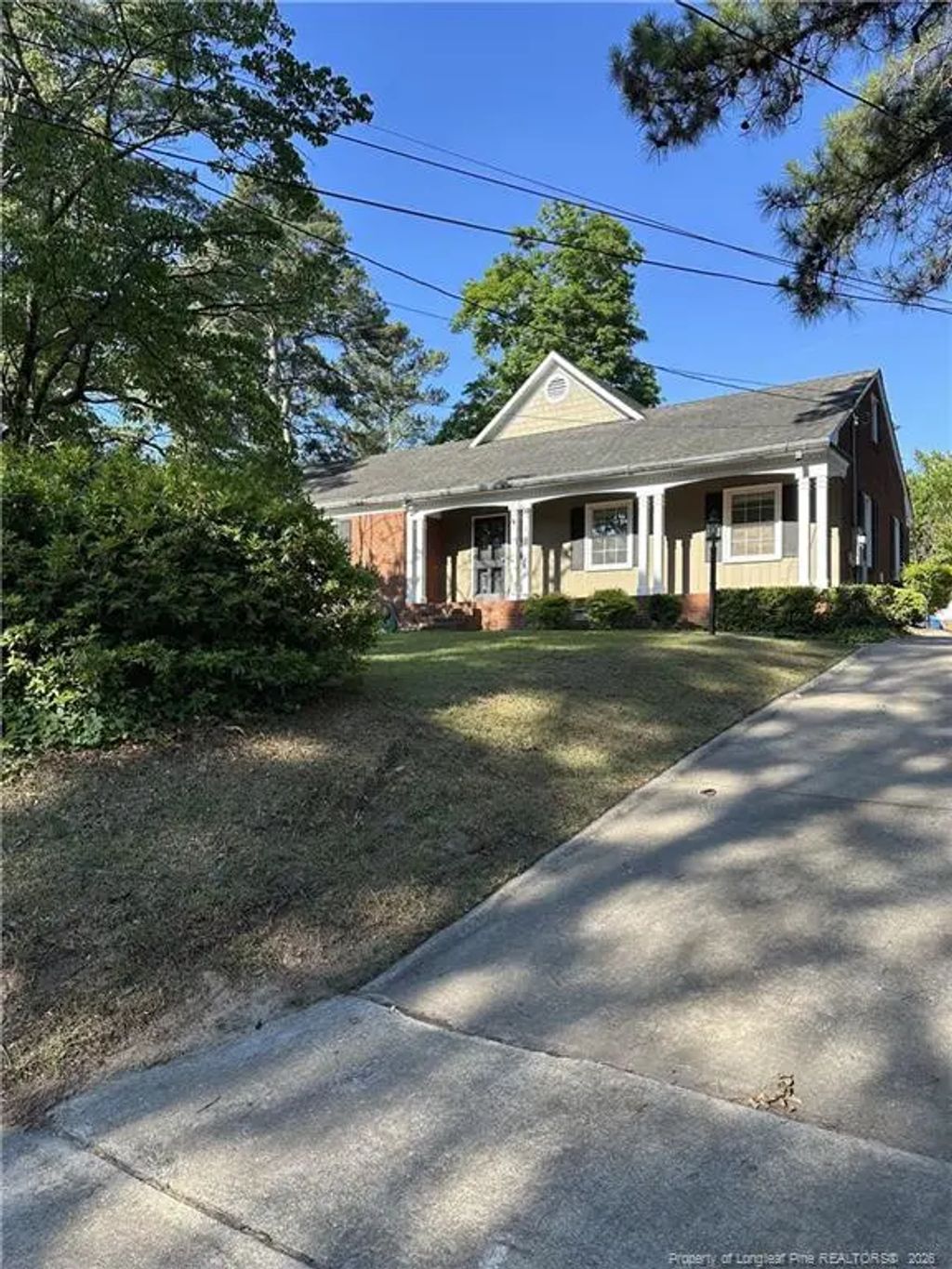 2505 N Edgewater Drive, Fayetteville