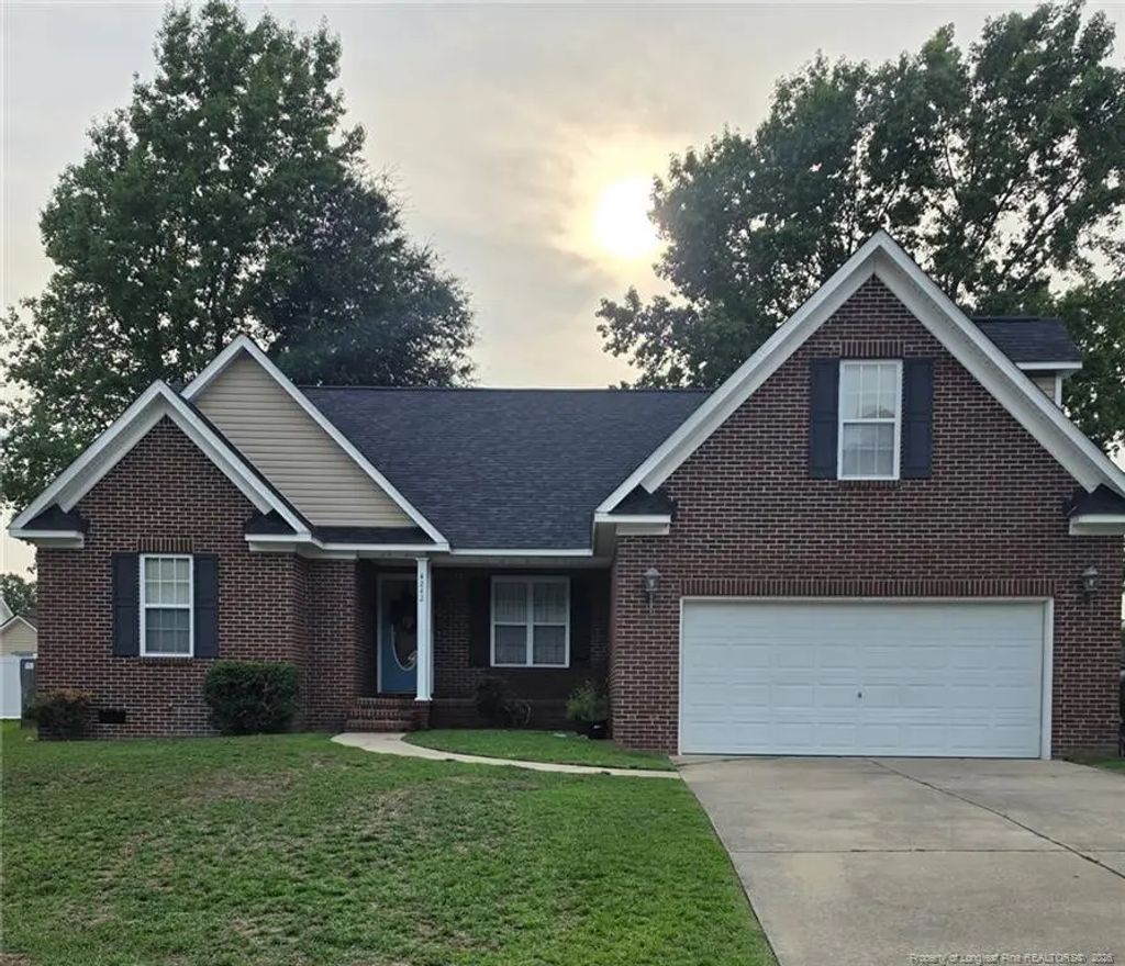 4242 Pete Warner Court, Hope Mills