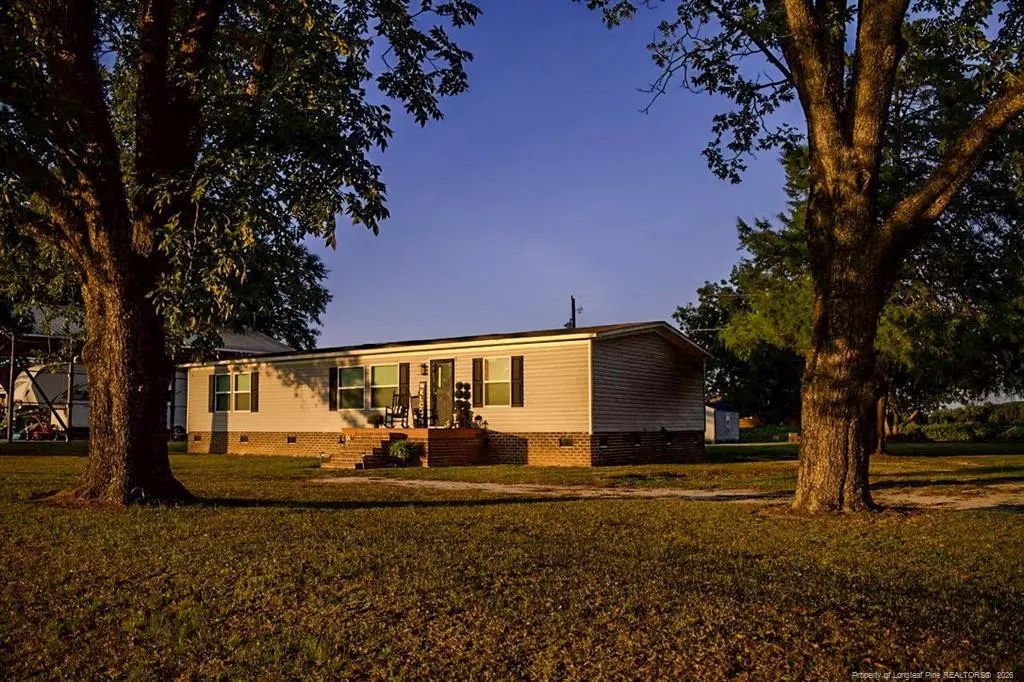 1227 Mclean Road, Lumberton