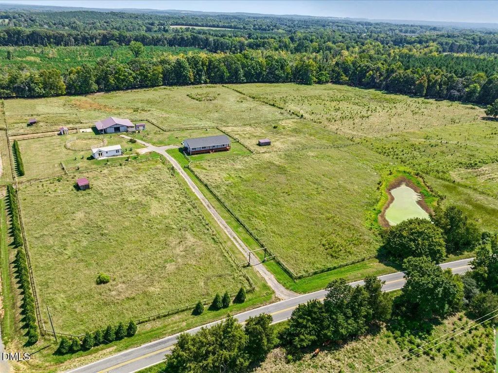 520 Plainfield Church Road, Siler City