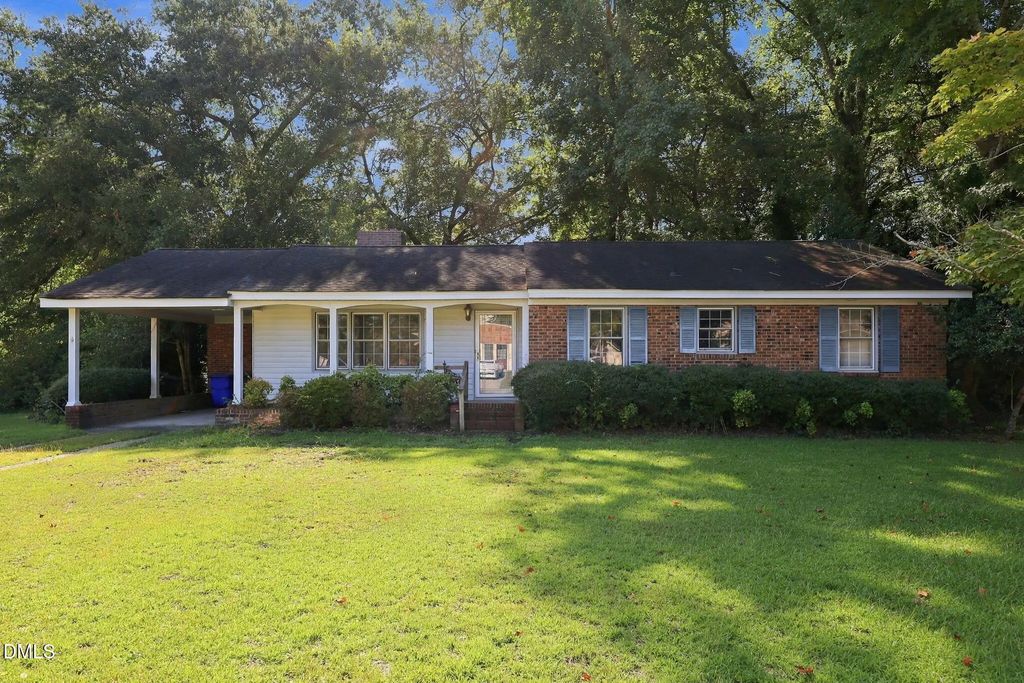 101 Heritage Street, Greenville