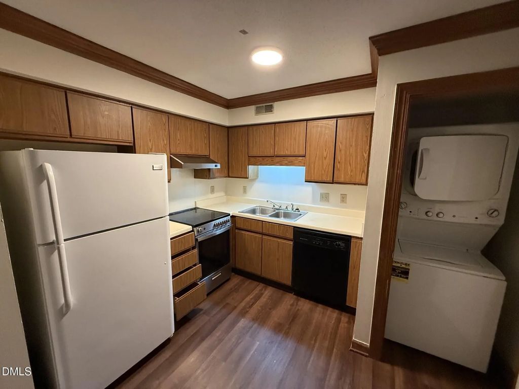 3517 Ivy Commons Drive 301, Raleigh