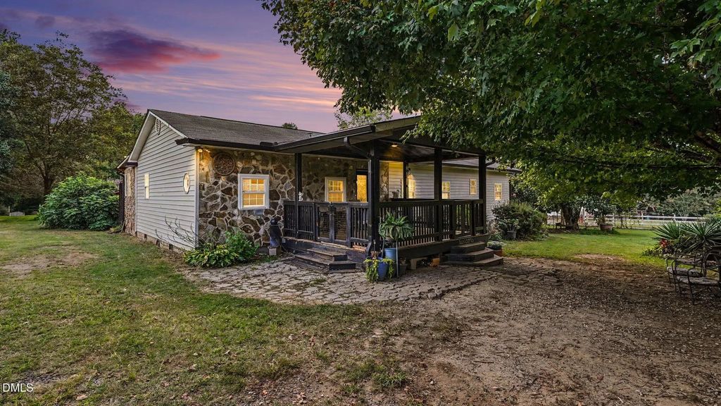 6838 Smithwood Road, Liberty