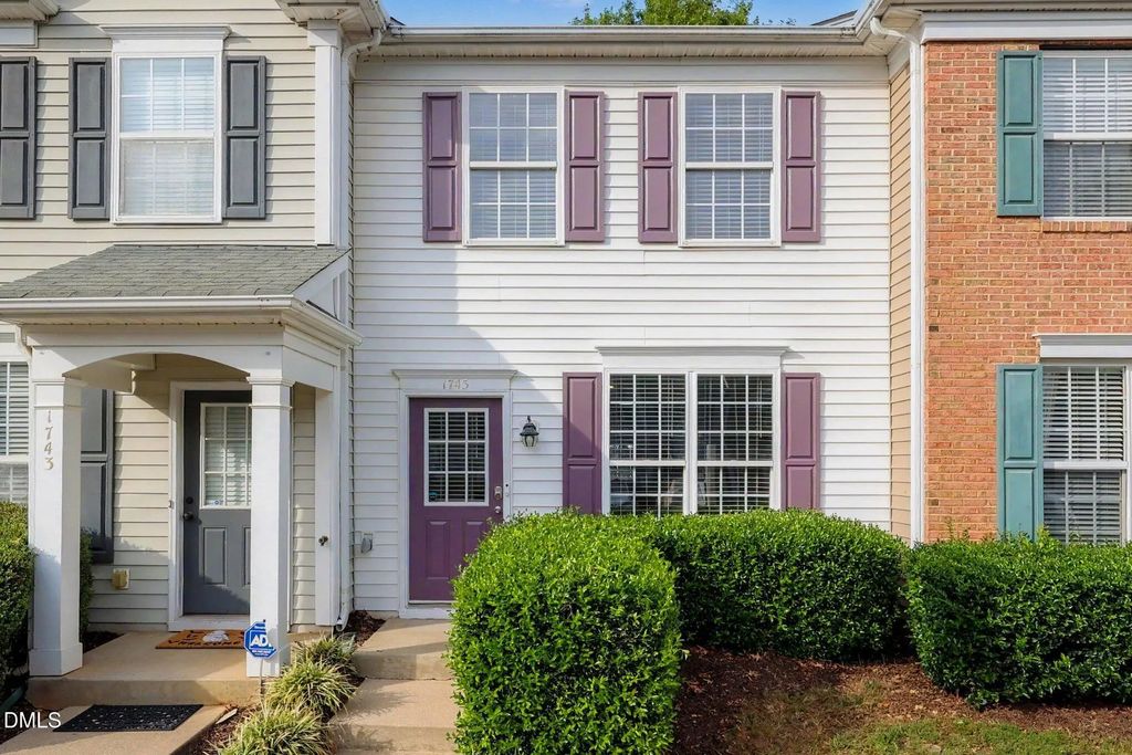 1745 Sorrell Brook Way, Raleigh