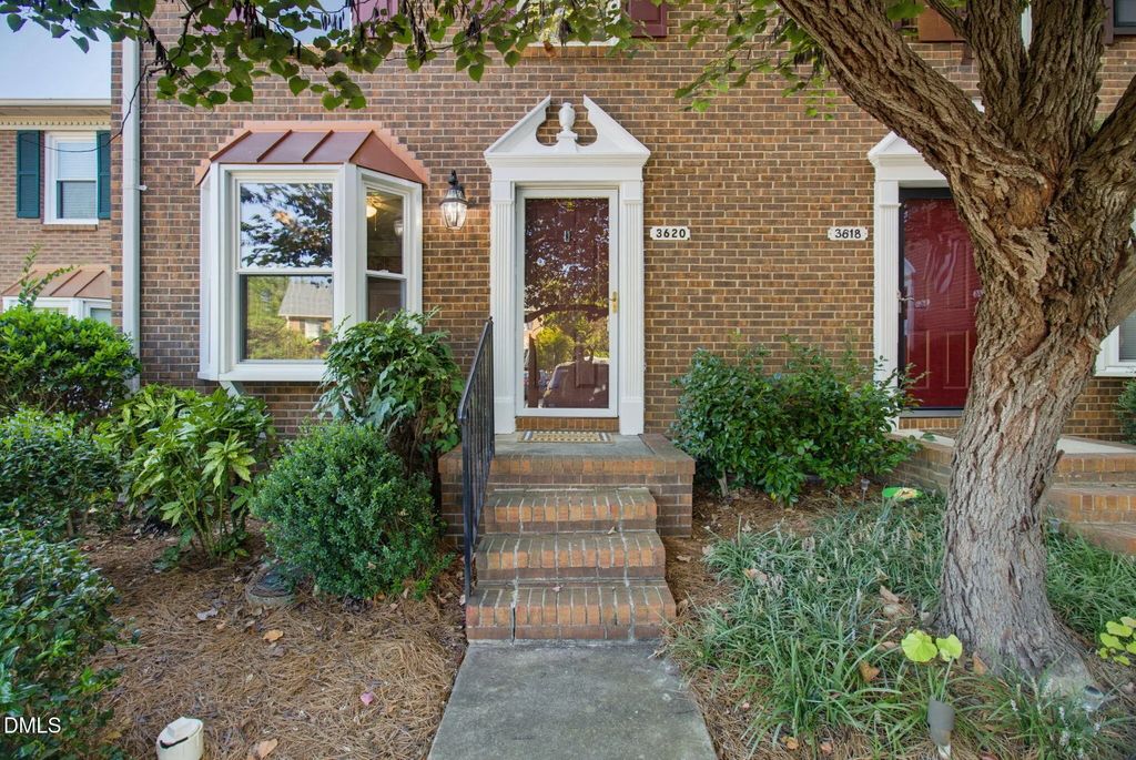 2210 New Garden Road 3620, Greensboro