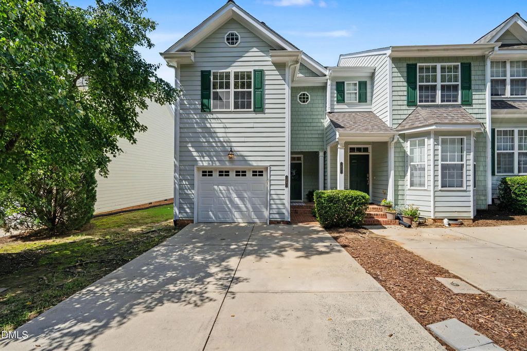 29 Grapevine Trail, Durham