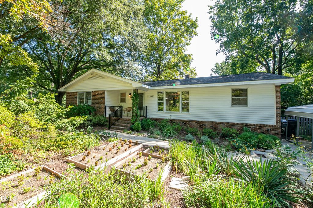 1308 Azalea Drive, Raleigh