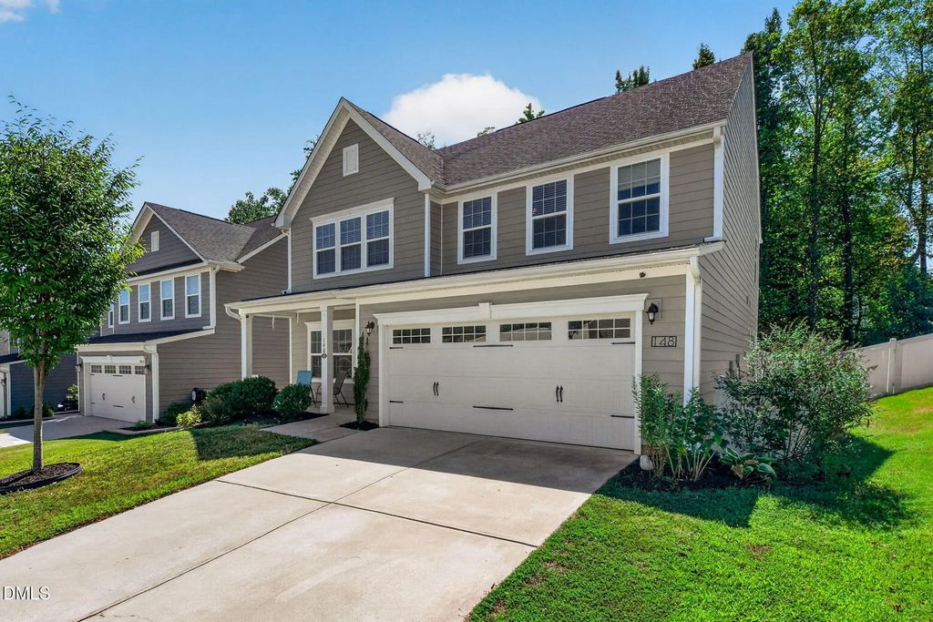 148 Amber Acorn Avenue, Raleigh