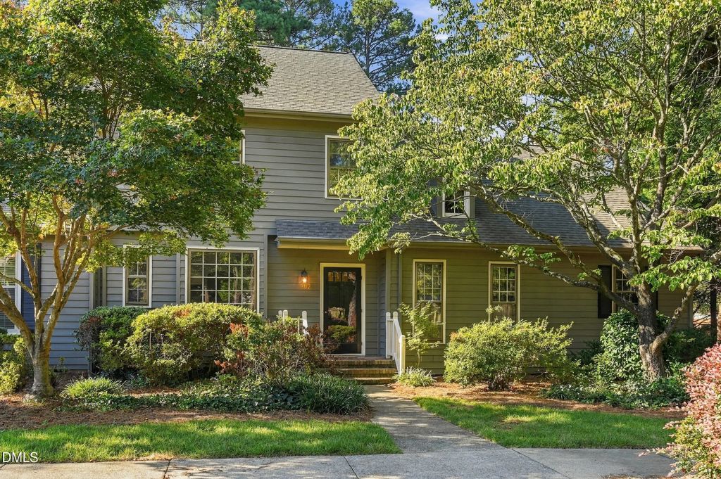902 Albany Court, Raleigh