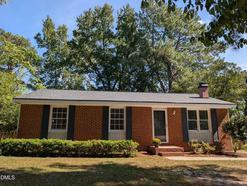 904 N Lee Street, Zebulon