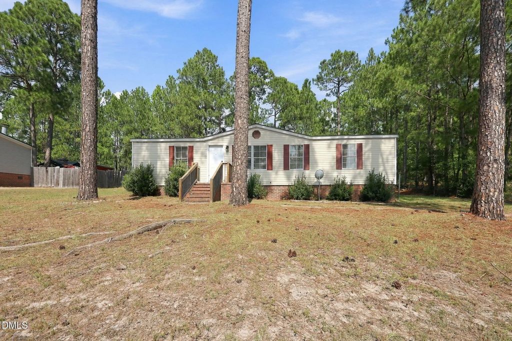 45 Shade Wood, Sanford
