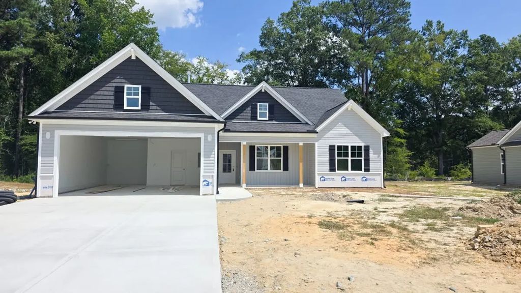 109 Hawthorne Street, Louisburg