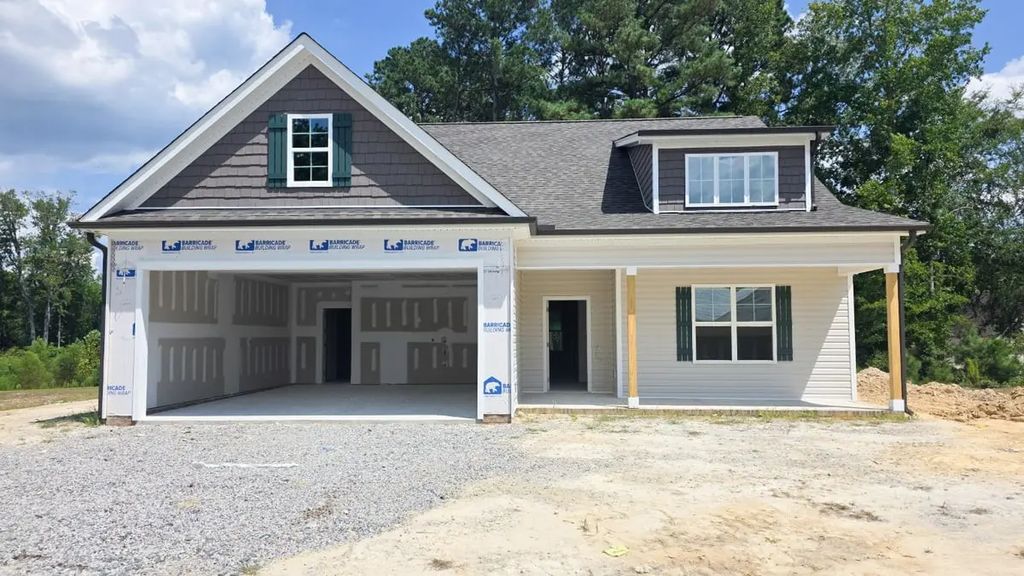 113 Hawthorne Street, Louisburg