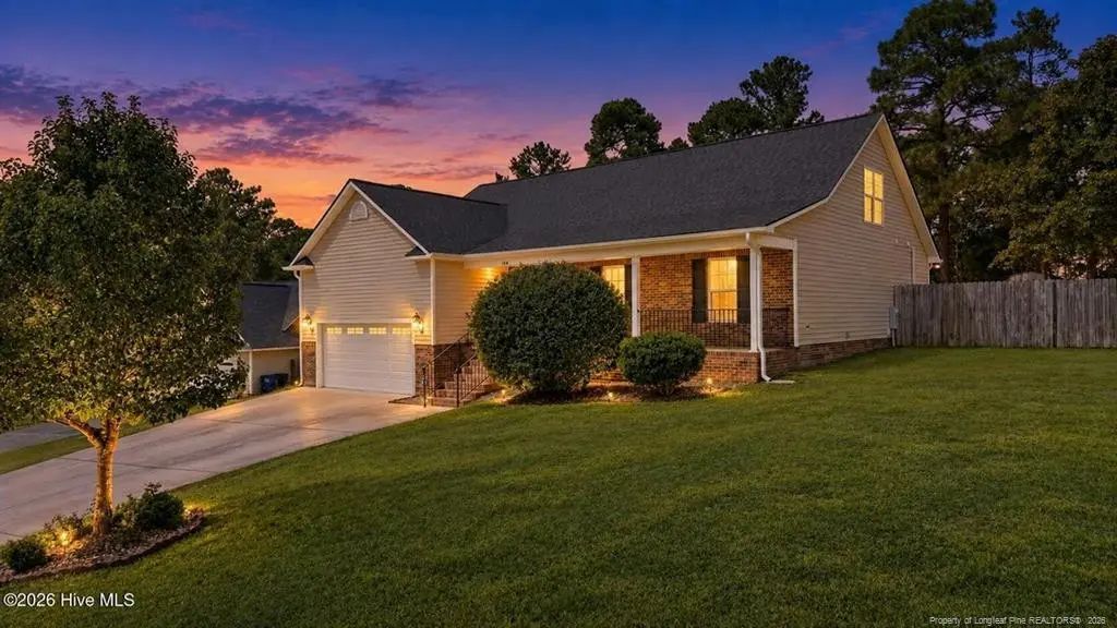 184 Hampshire Court, Raeford