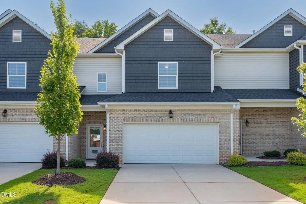 2337 Tribek Court, Burlington