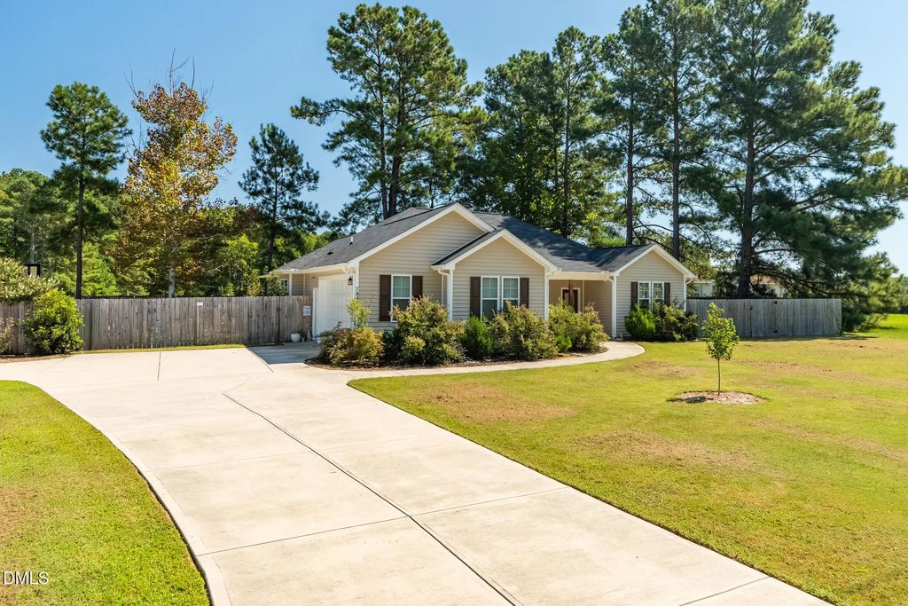 7840 Buffalo Road, Selma