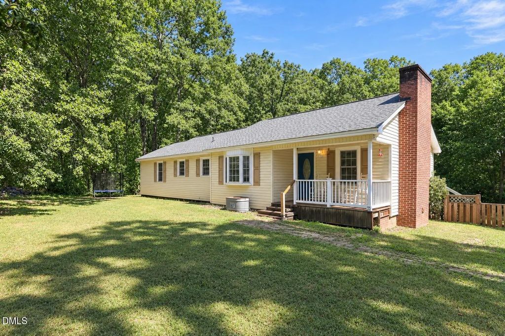 983 Indian Creek Estate, Goldston