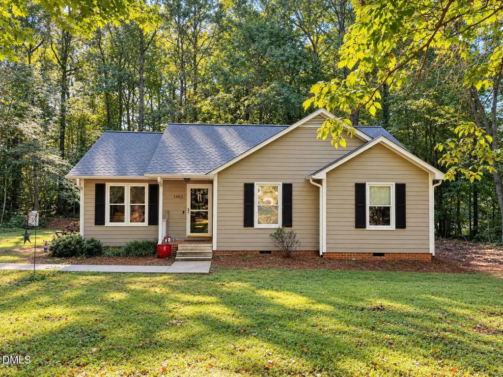 1402 Sundown Drive, Mebane