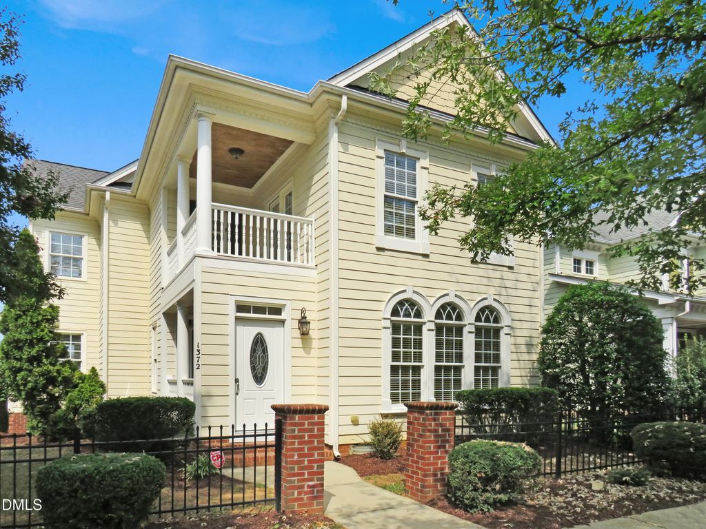 1372 Ileagnes Road, Raleigh
