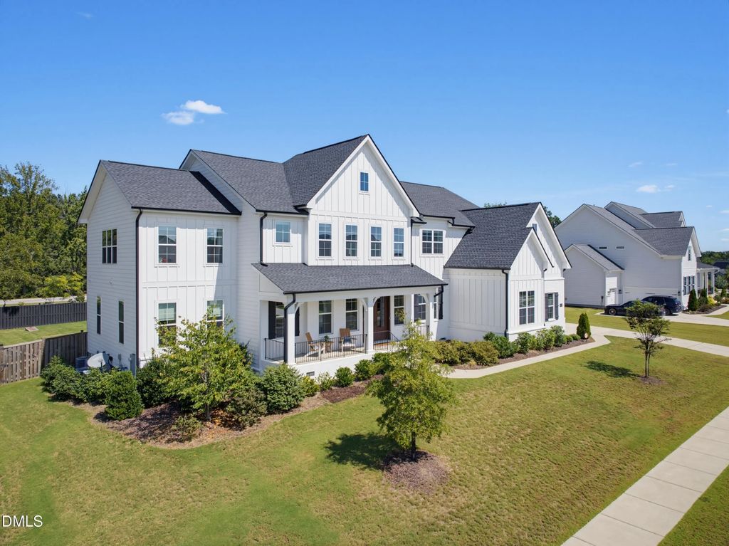 3506 Diamond Leaf Court, Apex