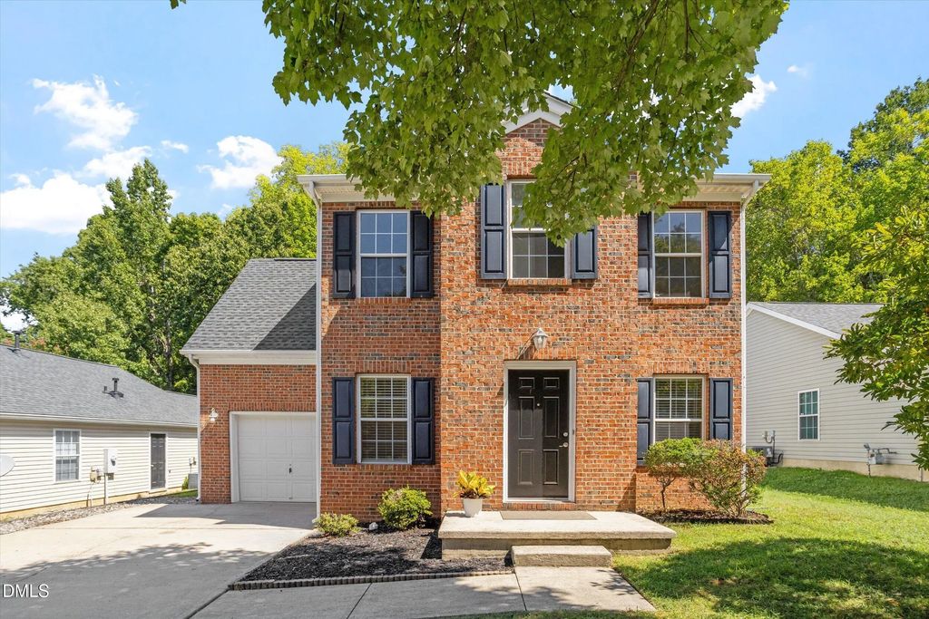 121 Evening Star Drive, Apex