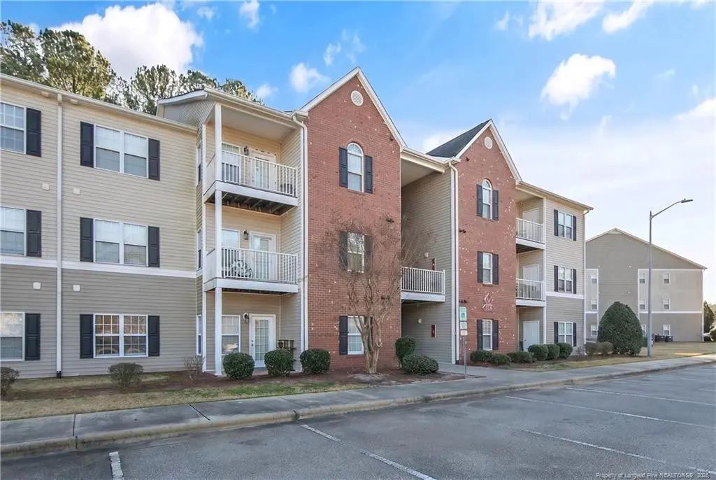625 Marshtree Lane 208, Fayetteville