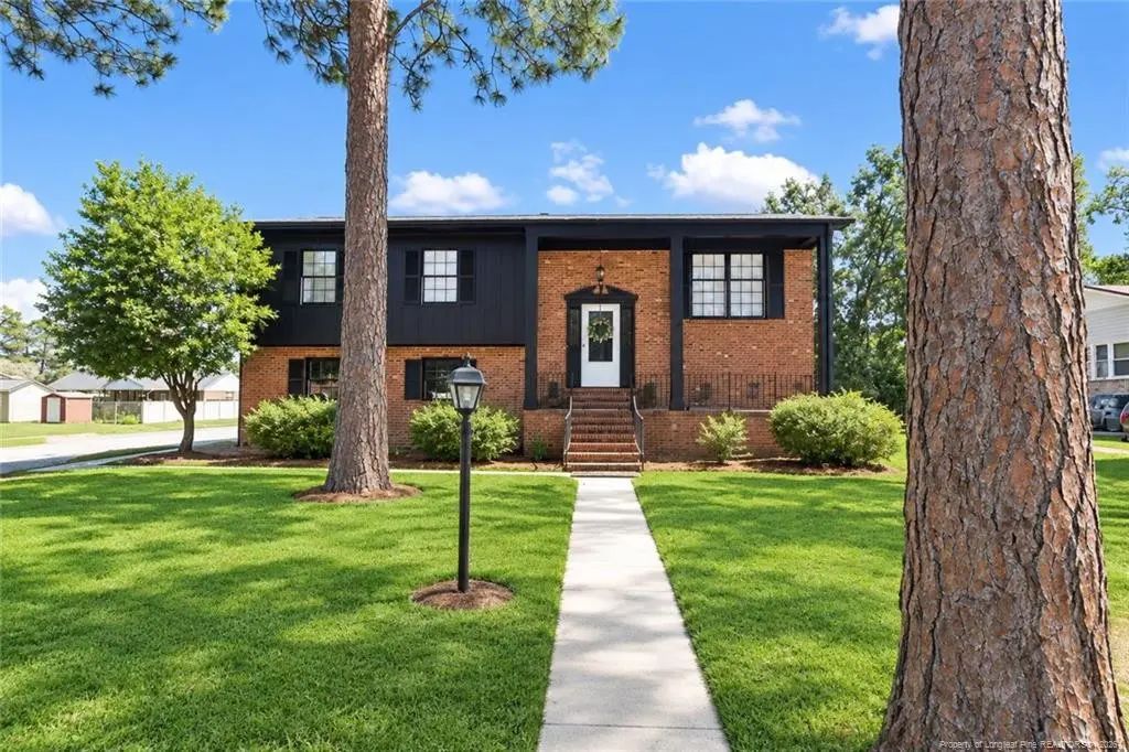 6934 Brockwood Street, Fayetteville
