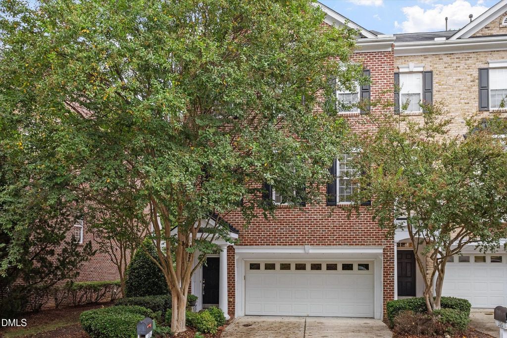 328 Bridgegate Drive, Cary