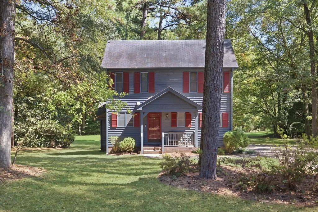 5616 Mantachie Court, Raleigh