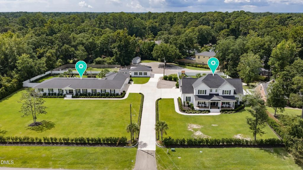 1420 Eastwood Road, Wilmington
