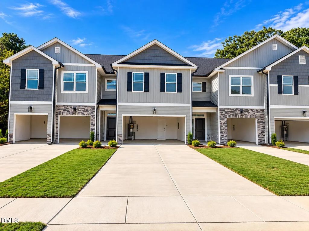2028 Tharrington Way, Rocky Mount