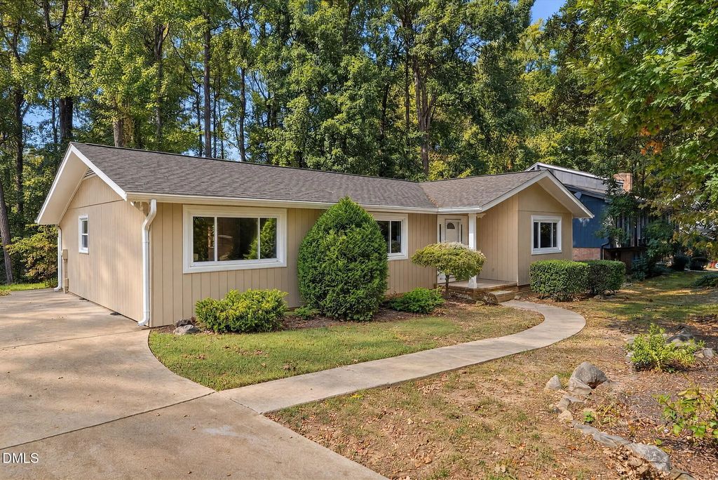 6721 Brookhollow Drive, Raleigh