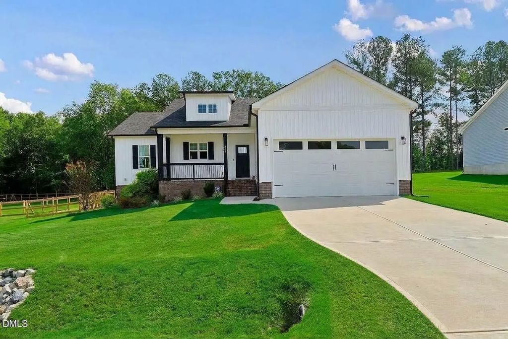 240 Sourgum Court, Zebulon