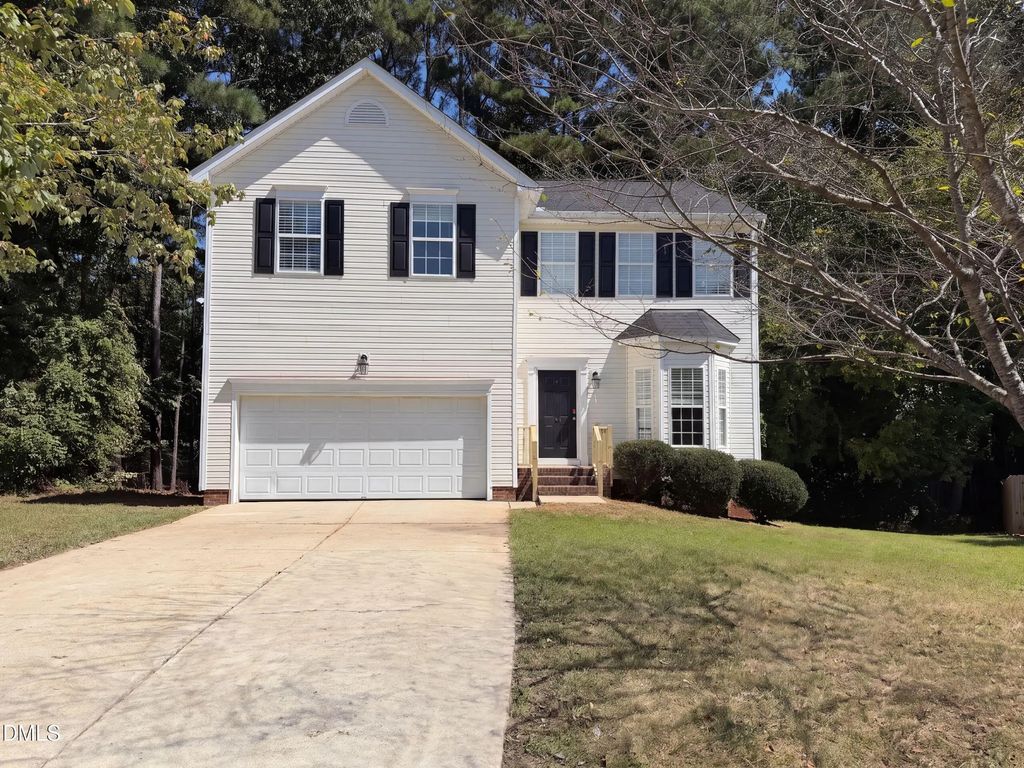 108 Valley Vista Court, Garner