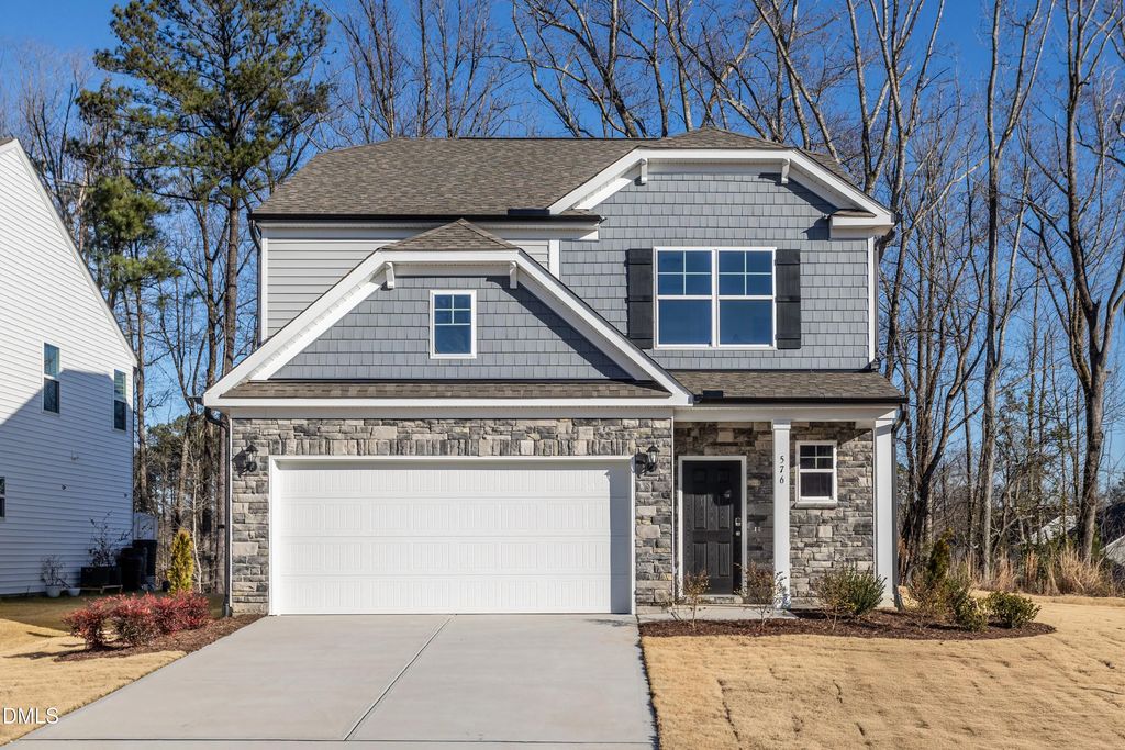 576 Highview Drive, Benson