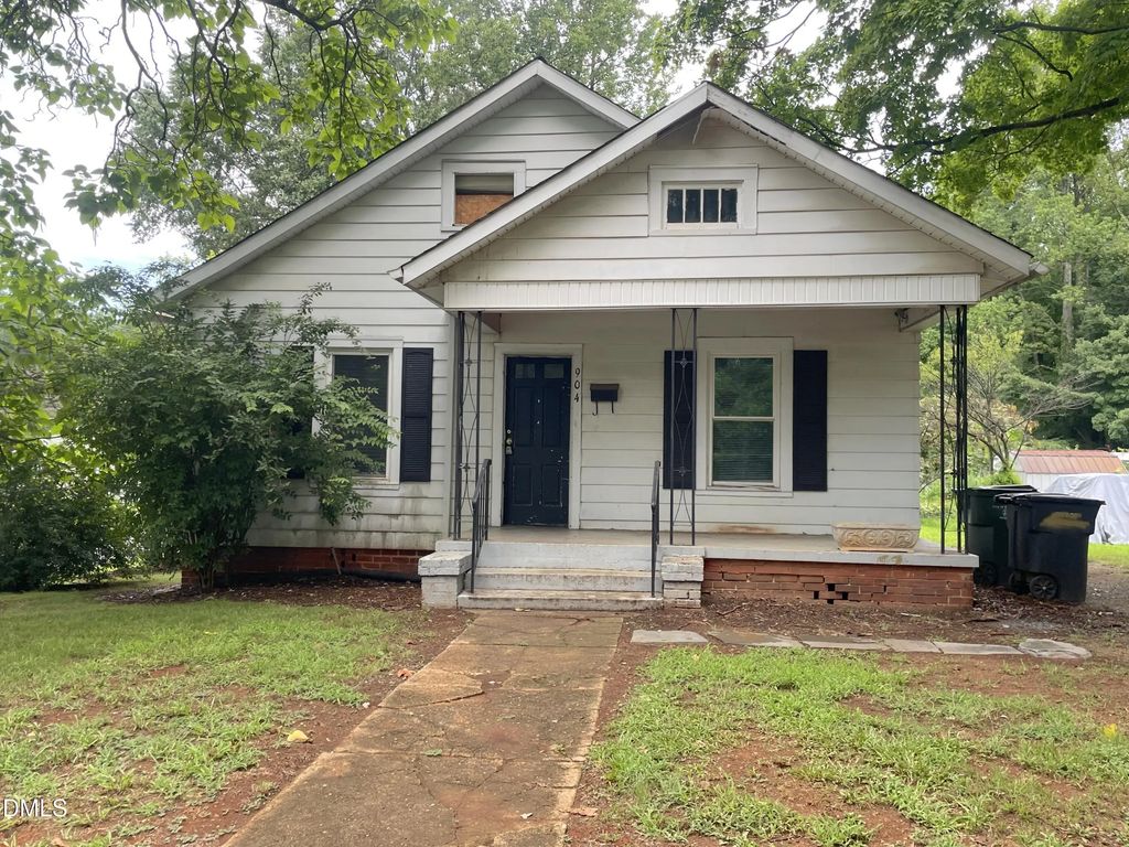 904 Stokes Street, Burlington