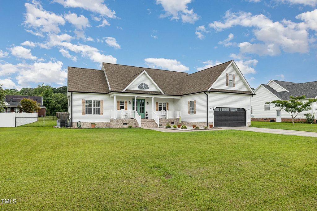 305 Maddux Drive, Pikeville
